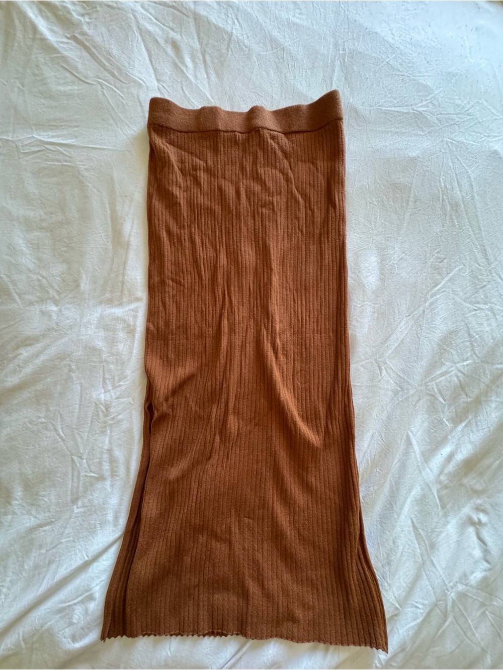 Francesca's Collections Ribbed Midi Skirt in Rust Brown